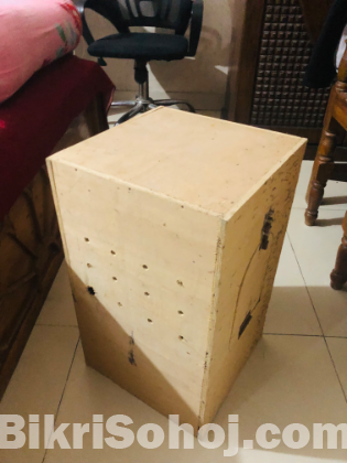 Bird Breeding Box